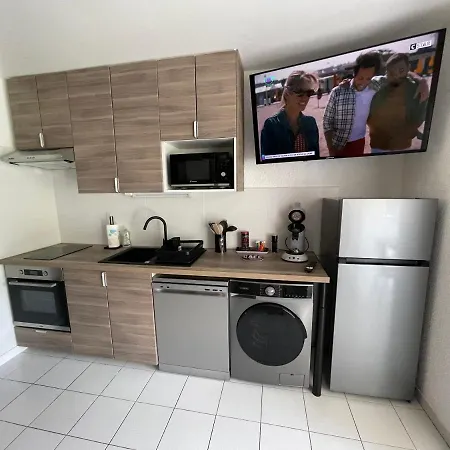 211 Les Salicornes Daire Arles